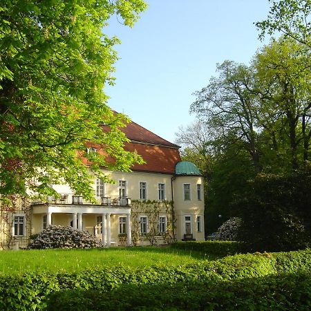 Hotel Schloss Schweinsburg Neukirchen-Pleiße Exteriör bild