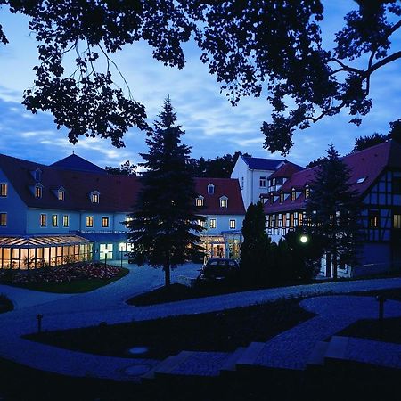 Hotel Schloss Schweinsburg Neukirchen-Pleiße Exteriör bild
